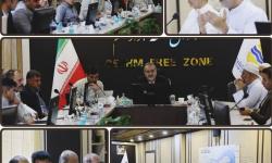 در نشست مدیرعامل سازمان منطقه آزاد قشم با امام جمعه، اعضاء شورا، دهیار و معتمدین روستای رمچاه در خصوص ساحل تیاب تنگ مطرح شد؛