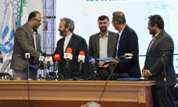 گزارش تصویری امضا چند تفاهم نامه با هدف توسعه دانش بنیان اقتصاد دریامحور جزیره جهانی قشم توسط منصور عظیم زاده اردبیلی، عضو موظف هیات مدیره و معاون اقتصادی و سرمایه گذاری سازمان منطقه آزاد قشم در نخستین رویداد بین المللی همتایابی در اقتصاد دریامحور ایران