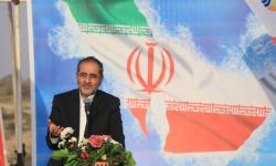 اهتزاز پرچم جمهوری اسلامی در غربی‌ترین نقطه جزیره قشم